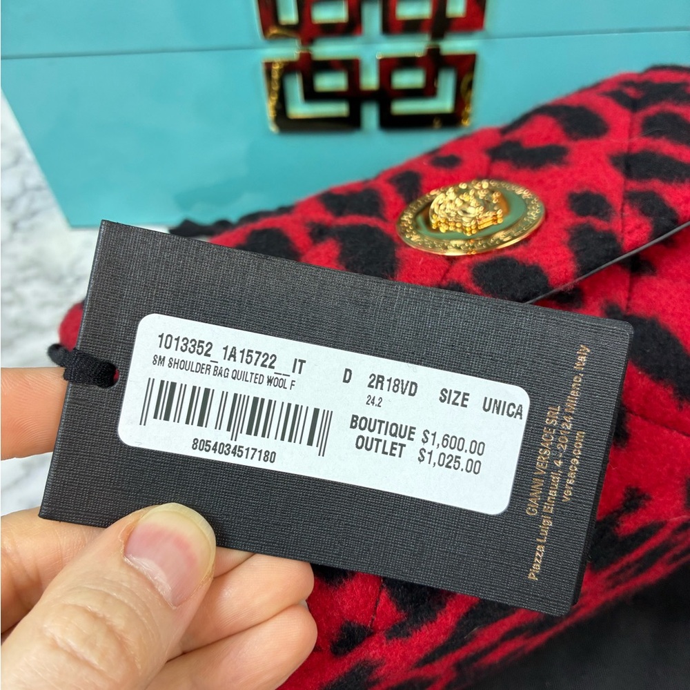 Versace Quilted Wool Red & Black Leopard Medusa Shoulder Bag - NWT Retail $1600 - Picture 10 of 11